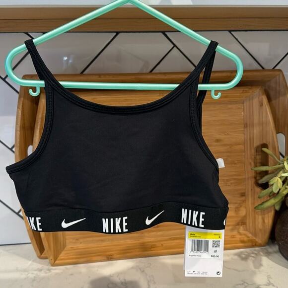 Nike Training sports bra black with athleisure top spandex trim youth size S - Picture 1 of 6